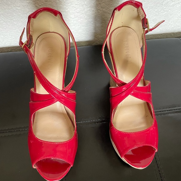 Forever 21 red wedges - Picture 3 of 11